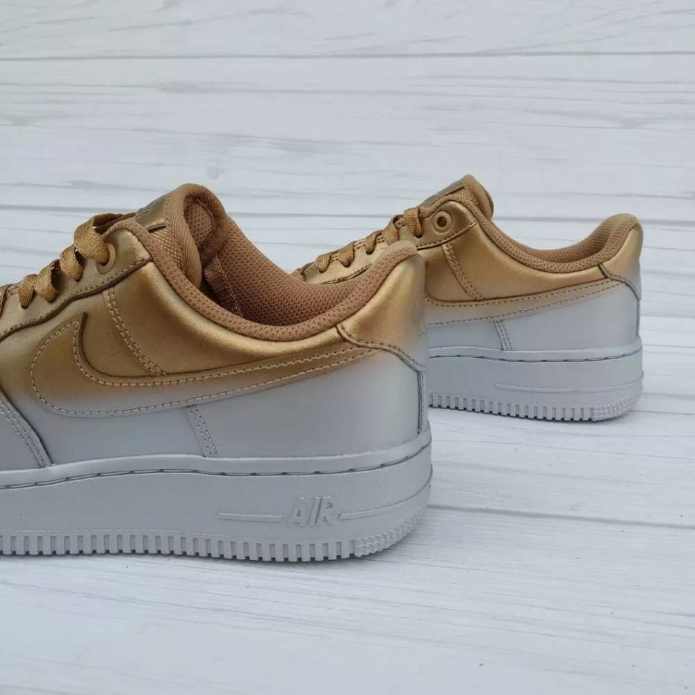 6.5 WOMEN'S NIKE AIR FORCE ONE AF1 GOLD 898889-012 - Picture 3 of 5